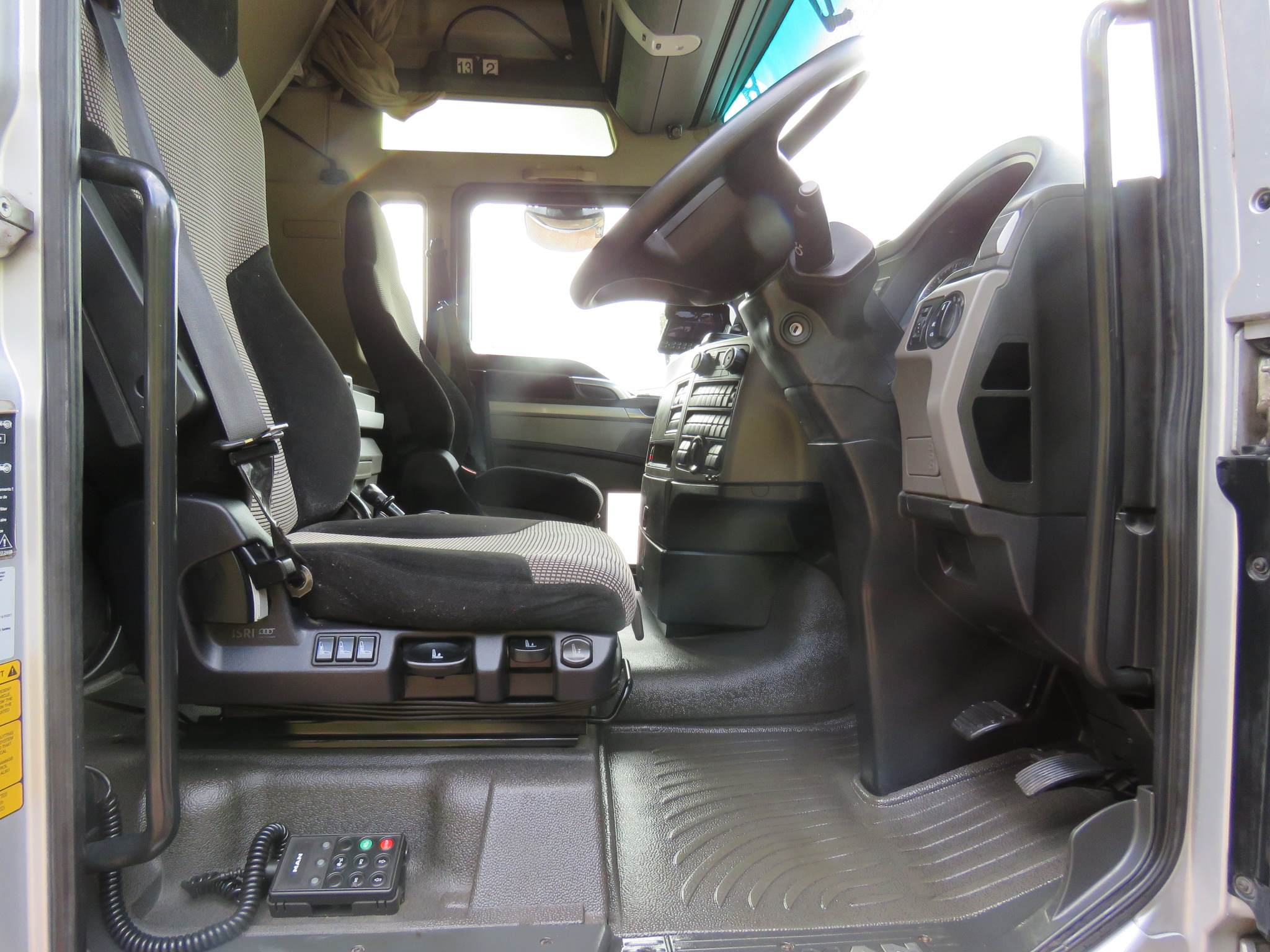 MAN TGX 26.500 XXL PM Commercials