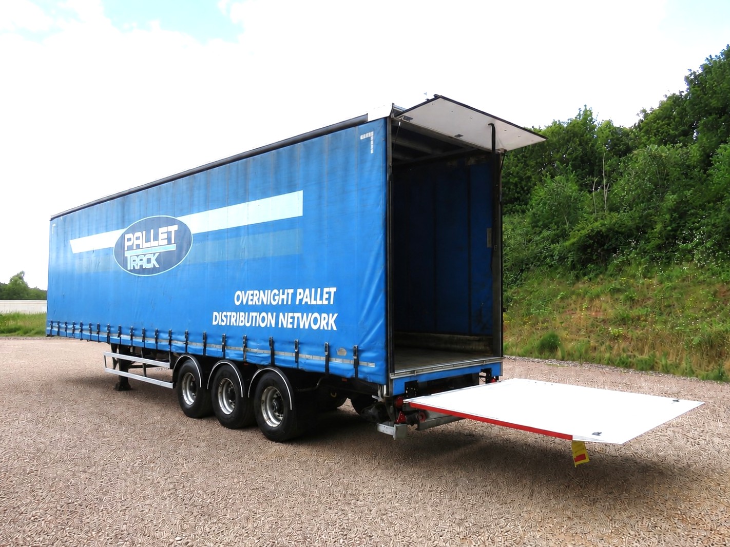 Photo of truck